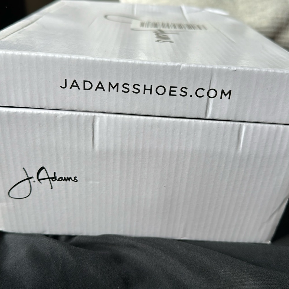 Heels - Picture 2 of 5